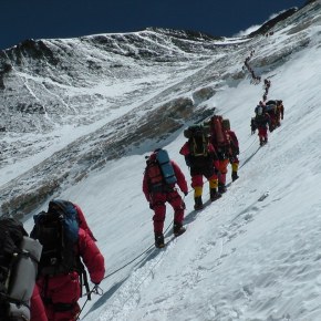 Ralf Dujmovits, un alpinista&nbsp;indignat